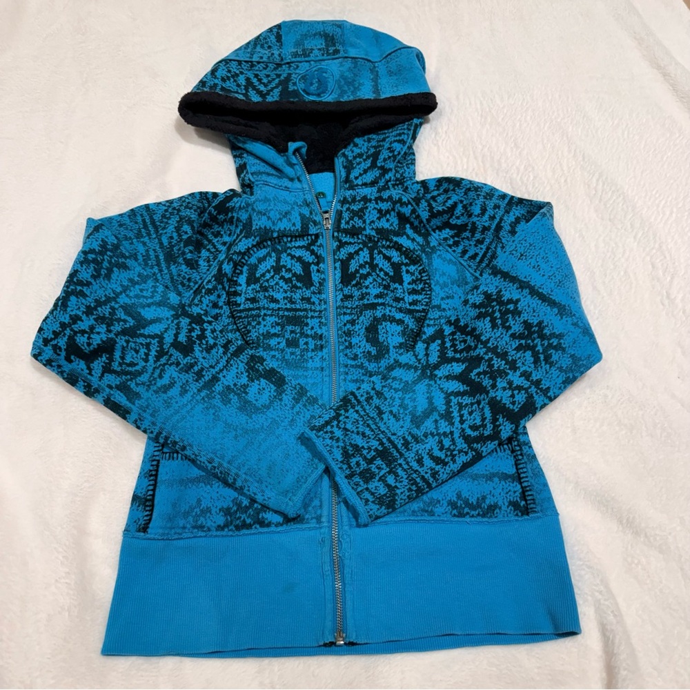 Lululemon Athletica Blue Patterned Hoodie